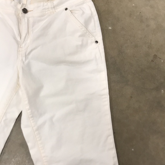 Off white jeans by Pilcro.  Size 30. - Picture 5 of 15